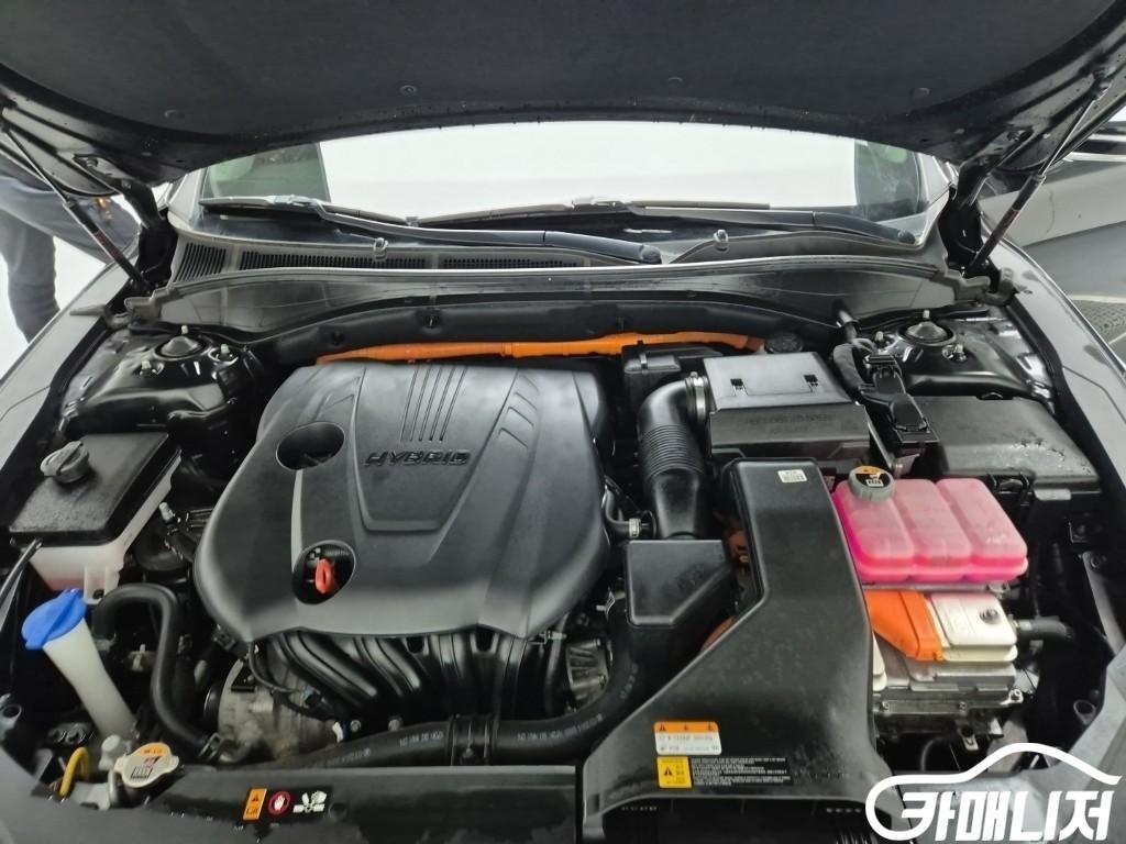 Hyundai Grandeur The New Grandeur IG Hybrid Premium thumbnail 17