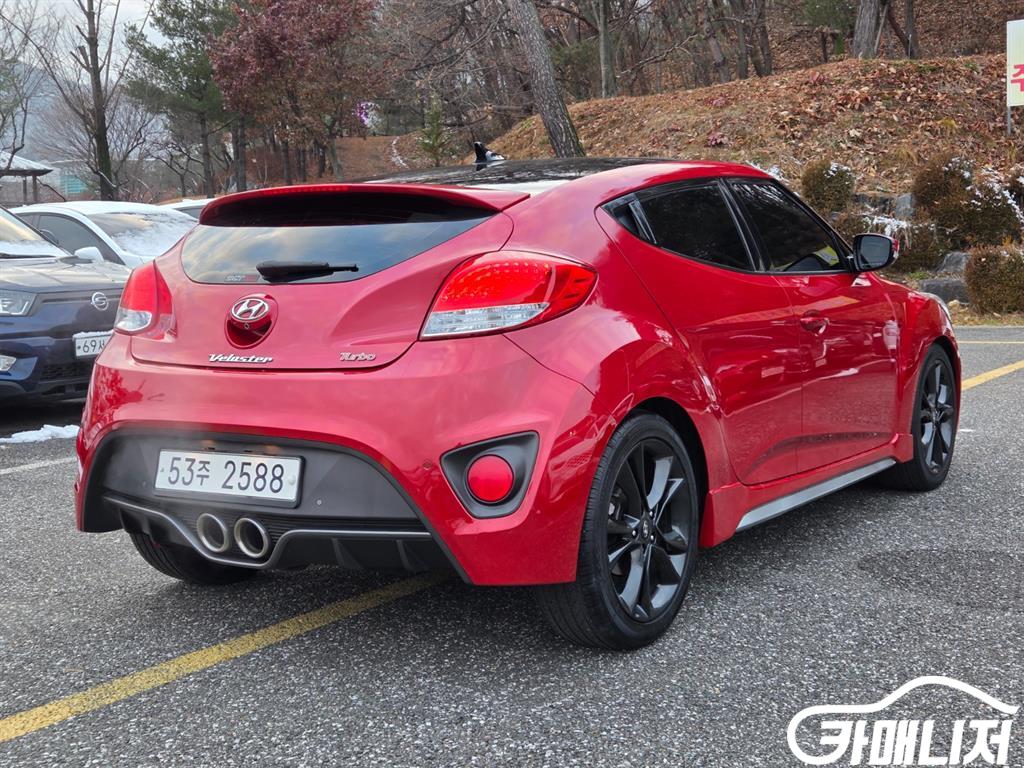 Hyundai Veloster The New Veloster 1.6 Turbo GDI thumbnail 6