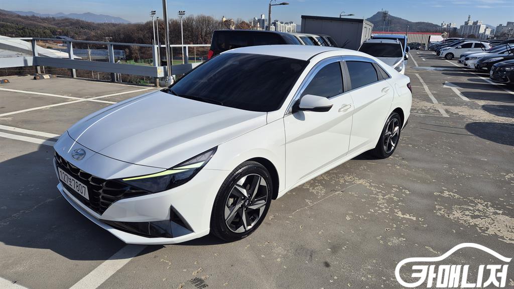 Hyundai Avante 1.6 LPI Modern