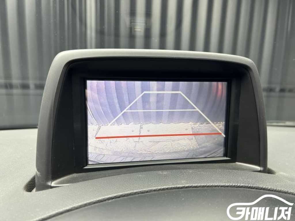 Hyundai Starex Grand Starex Van 5-Seater thumbnail 14