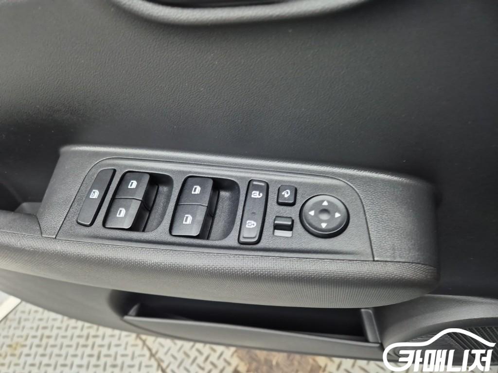 Hyundai Casper 1.0 Gasoline thumbnail 17