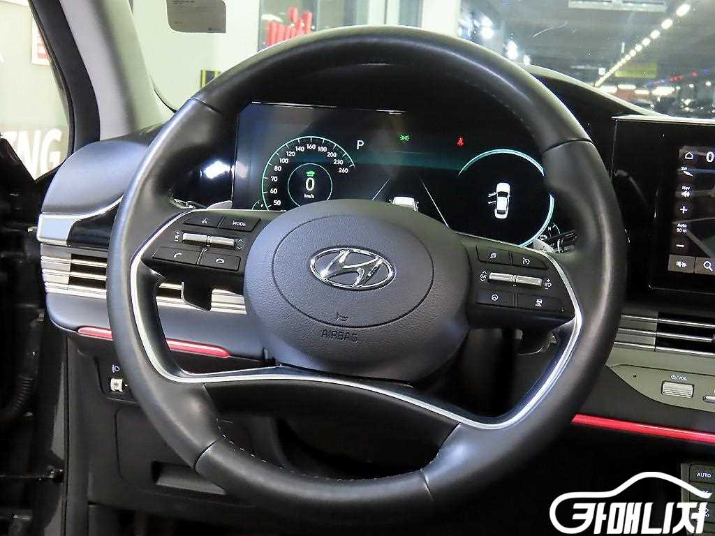 Hyundai Grandeur The New Grandeur IG Hybrid Exclusive thumbnail 16