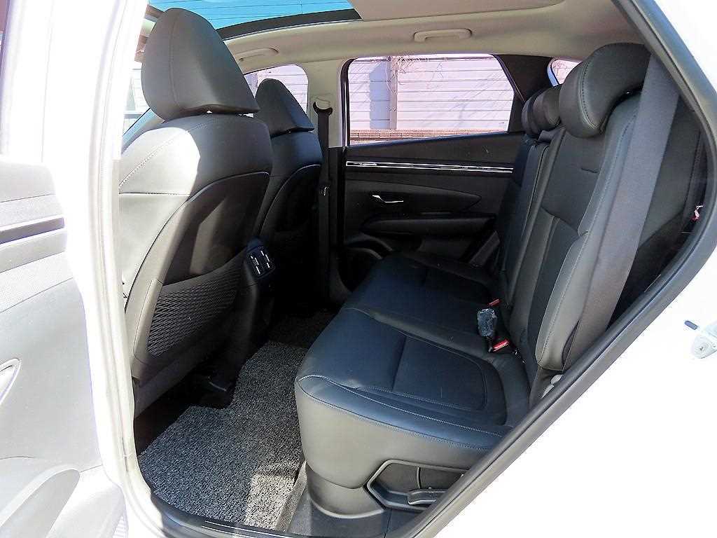 Hyundai Tucson Tucson Hybrid 2WD Premium thumbnail 6