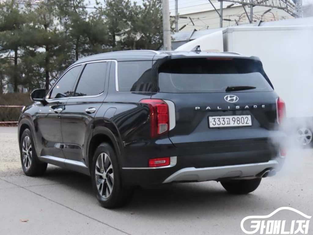 Hyundai Palisade Diesel 2.2 2WD thumbnail 3