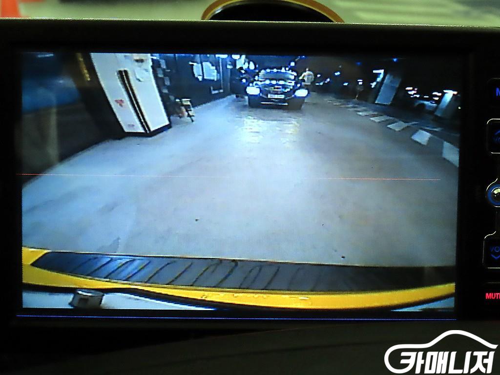 Hyundai Starex Grand Starex 15-Seater School Bus thumbnail 14