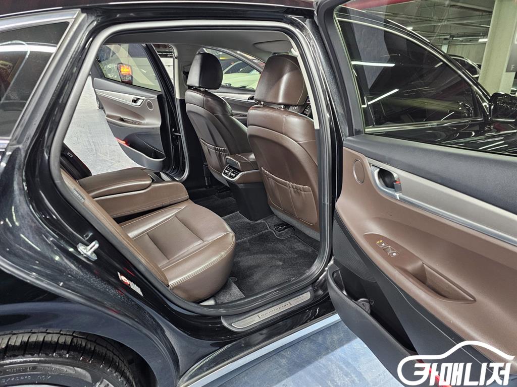 Hyundai Grandeur The New Grandeur IG 3.3 Premium Choice thumbnail 5