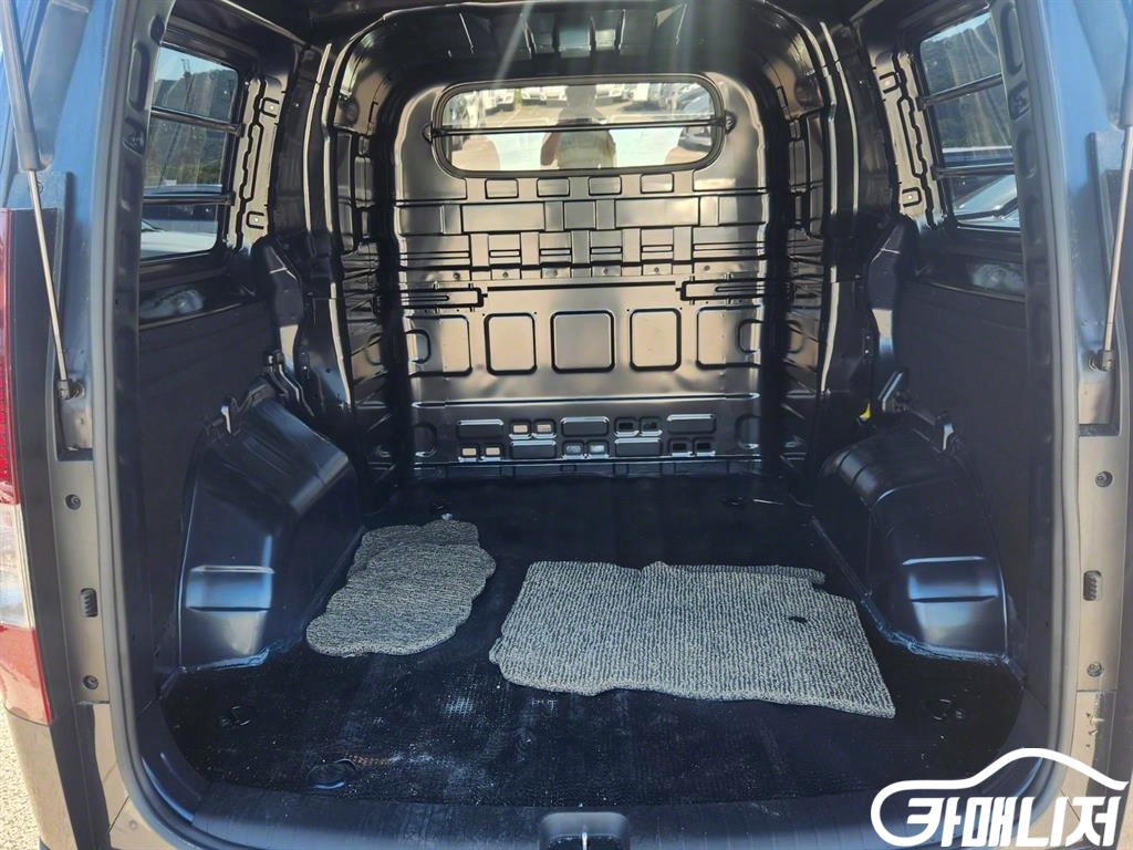 Hyundai Staria LPG Cargo Modern thumbnail 16