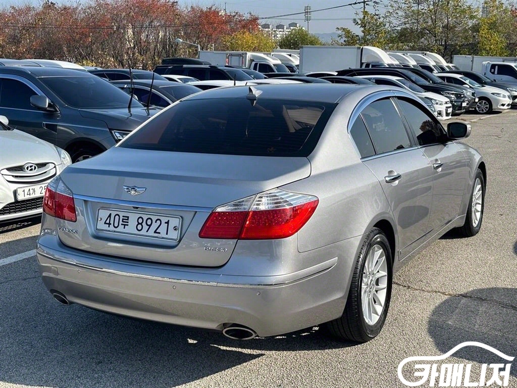 Hyundai Genesis BH330 LUXYRY thumbnail 6