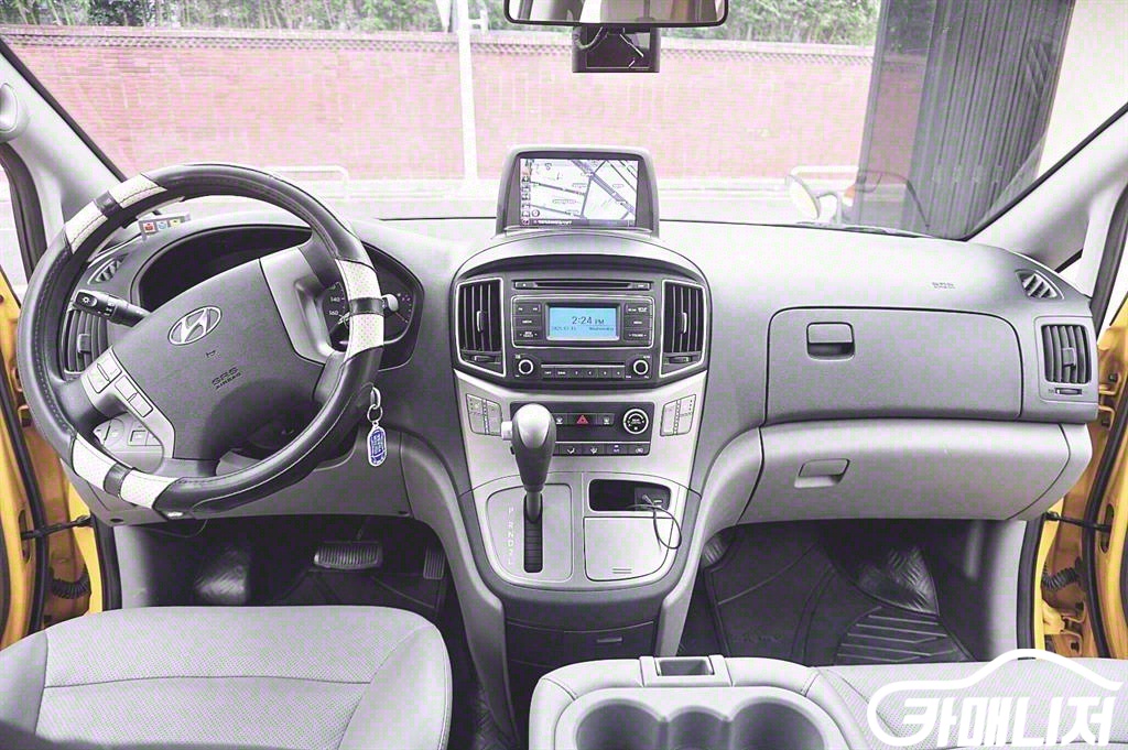 Hyundai Starex The New Grand Starex Child Safety Vehicle LPi thumbnail 10