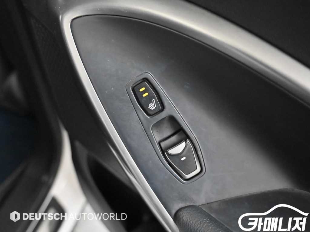 Hyundai Santa Fe Santa Fe DM Diesel 4WD 2.0 Premium thumbnail 16