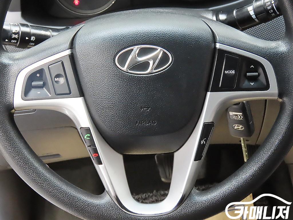 Hyundai Accent AccentFacelift 1.6GDI Premier thumbnail 9