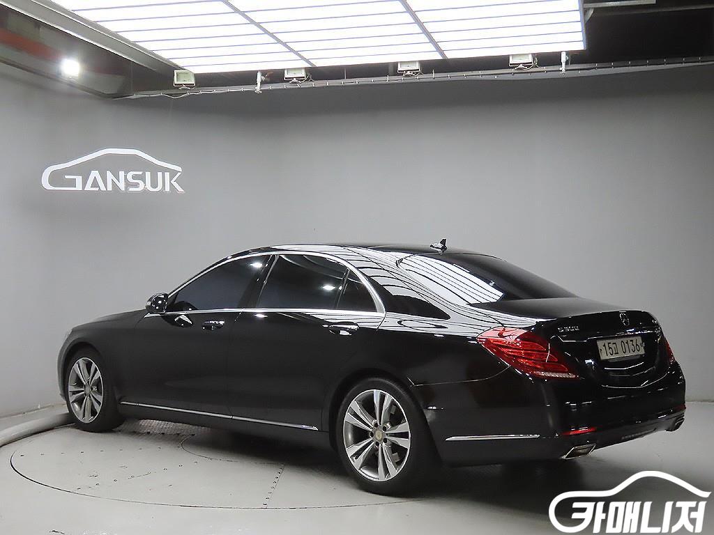 Mercedes-Benz S-Class S-Class-W222 S 500L 4MATIC thumbnail 3