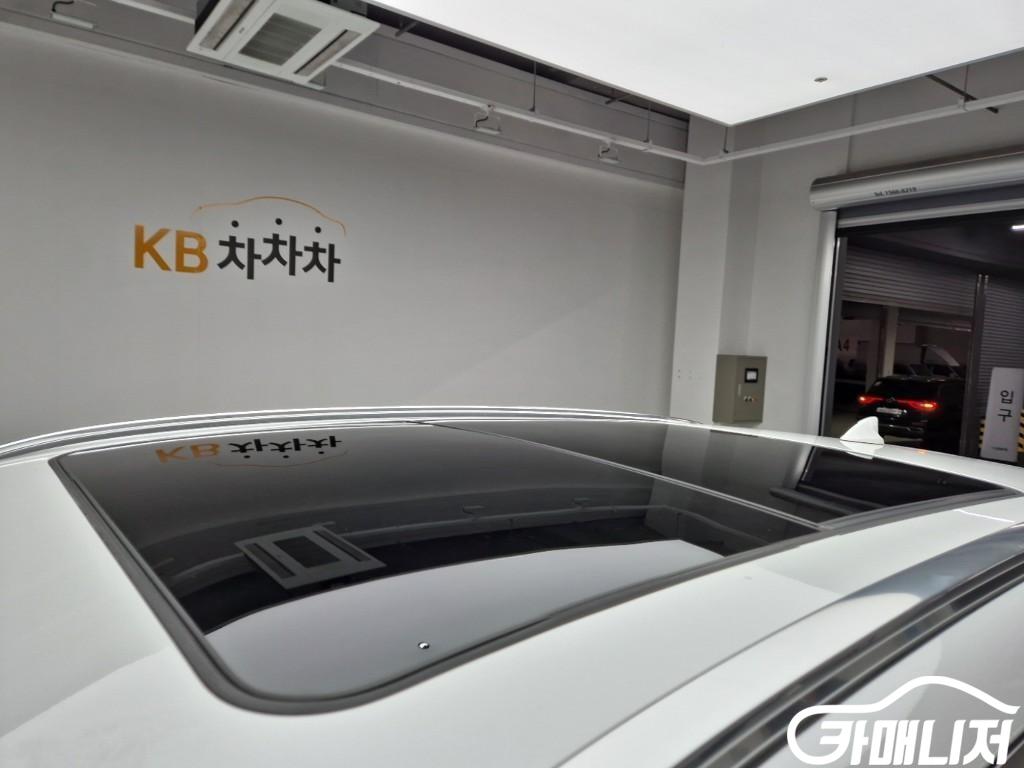 Genesis GV80 Gasoline 3.5T AWD thumbnail 7